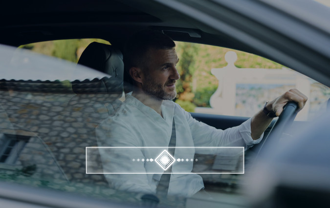 H ενσωμάτωση του ChatGPT δεν είναι απλώς ένα ακόμη γκάτζετ, αλλά μια εξέλιξη «που αποτελεί στρατηγικό άξονα του Ομίλου Stellantis», λέει ο Yves Bonnefont, επικεφαλής λογισμικού. ChatGPT, DS Automobiles