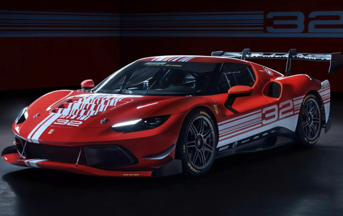 Η Ferrari 296 Challenge θα αποτελέσει τη βάση για ένα νέο ενιαίο πρωτάθλημα. Αποδίδει 700 PS χωρίς να χρησιμοποιεί την υβριδική τεχνολογία που διαθέτει η δρομίσια 296 GTB. Ferrari 296 Challenge