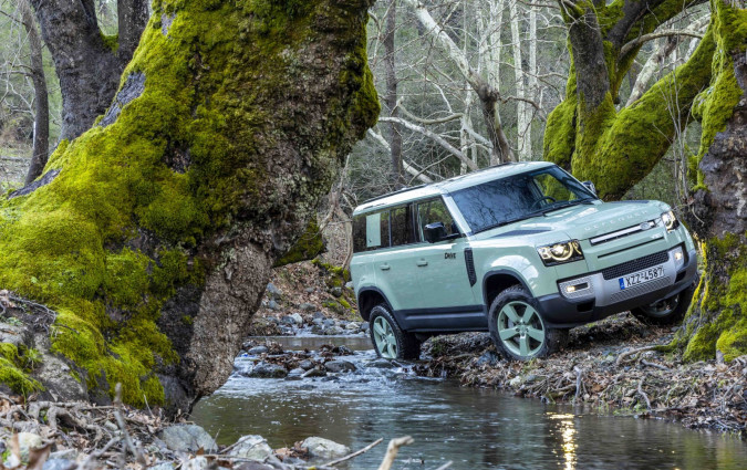 Απίστευτο κι όμως αληθινό. Τα σημερινά, μεγάλα SUV είναι πιο ρυπογόνα από τα αντίστοιχα SUV του 2013! Land Rover Defender 110