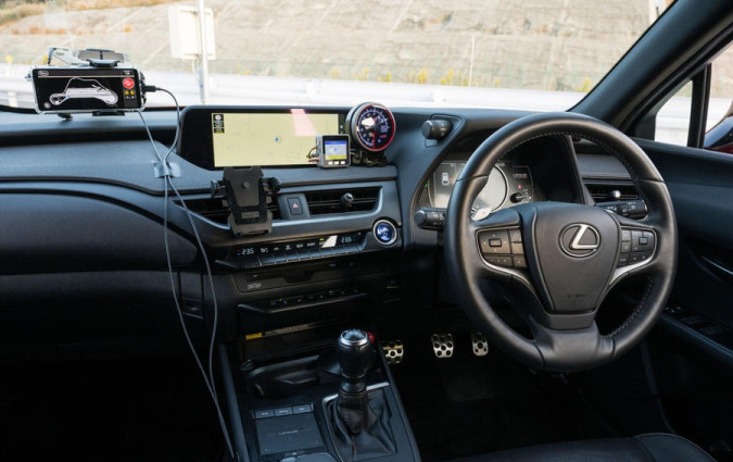 Με το χειροκίνητο κιβώτιο στα EV της, η Toyota θέλει να κάνει τα ηλεκτρικά της αυτοκίνητα όσο το δυνατόν πιο διασκεδαστικά γίνεται Lexus ux manual gearbox