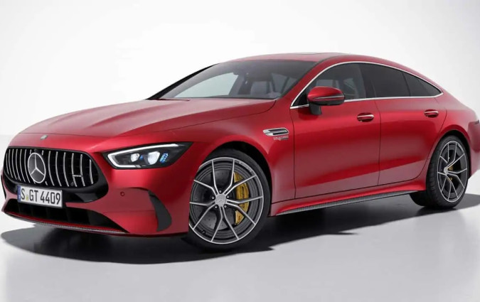 Η Mercedes-AMG GT63 S E Performance με τους 843 PS ολοκληρώνει το 0-100 km/h σε 2,9", με την τελική της να ακουμπά τα 316 km/h Mercedes-AMG GT63 S E Performance