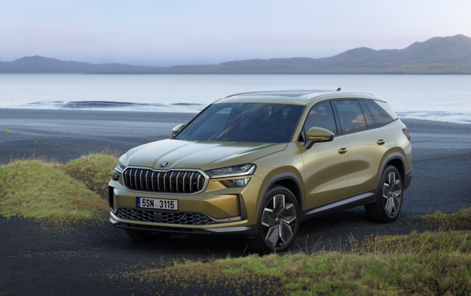 Με σύμμαχό τους μεγάλους χώρους, την εργονομία και την μεγάλη γκάμα κινητήριων συνόλων, η δεύτερη γενιά του Škoda Kodiaq έρχεται για να συνεχίσει από εκεί που το άφησε η πρώτη Skoda Kodiaq