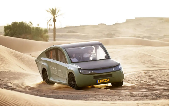 Ελπιδοφόρο ολλανδικό πρωτότυπο μας ξανασυστήνει την ηλιακή τεχνολογία κι υπόσχεται απεξάρτηση από πρίζες και μπαλαντέζες. Stella Terra