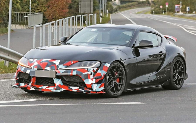 Θα επιβεβαιωθούν άραγε οι φήμες που θέλουν το επερχόμενο Toyota Supra να έρχεται με χειροκίνητο κίβωτιο; Toyota Supra GRMN