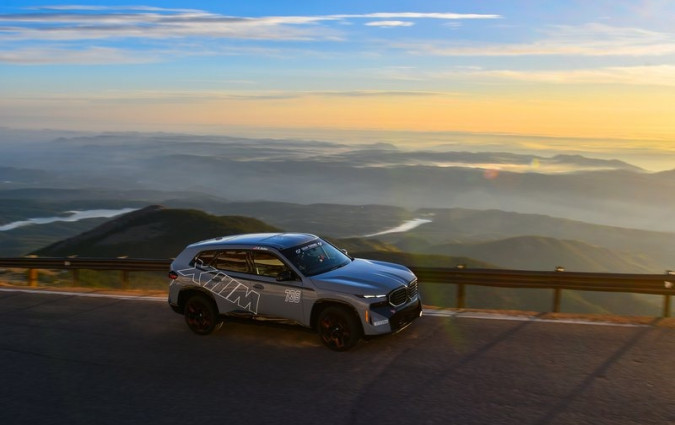 H BMW XM Label Red επέστρεψε «στον τόπο του εγκλήματος», φεύγοντας με το ρεκόρ στιις αποσκευές της BMW XM Label Red