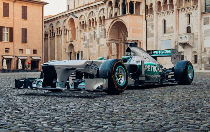 Lewis Hamilton Mercedes-AMG Petronas F1 W04