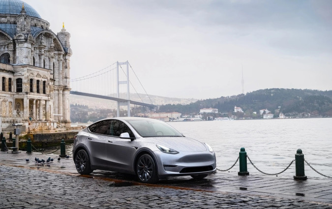Η Tesla έχει από τους ακριβέστερους υπολογιστές ταξιδίου. Πώς τα καταφέρνει; Tesla