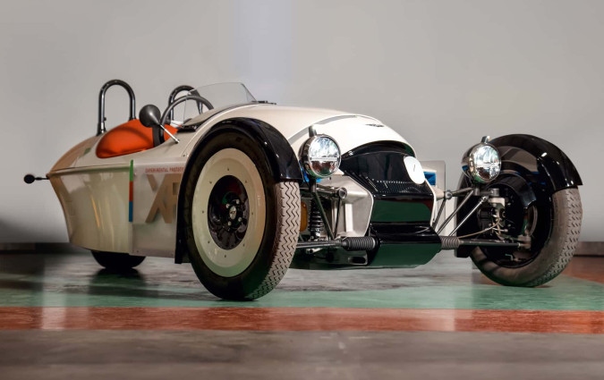 Η Morgan παρουσιάζει την ηλεκτρική εκδοχή του Super 3. Αξιοσημείωτο τα μόλις 60 kg πρόσθετου βάρους. Morgan XP-1