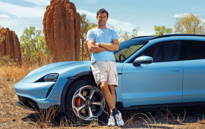 Ο Mark Webber αντιμετωπίζει την αυστραλιανή έρημο με την Taycan Cross Turismo. Porsche Taycan Cross Turismo