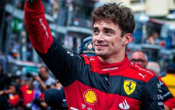 Scuderia Ferrari και Charles Leclerc ανανέωσαν τη συνεργασία υπογράφοντας νέα πολυετή συμφωνία με πολλά μηδενικά Charles Leclerc