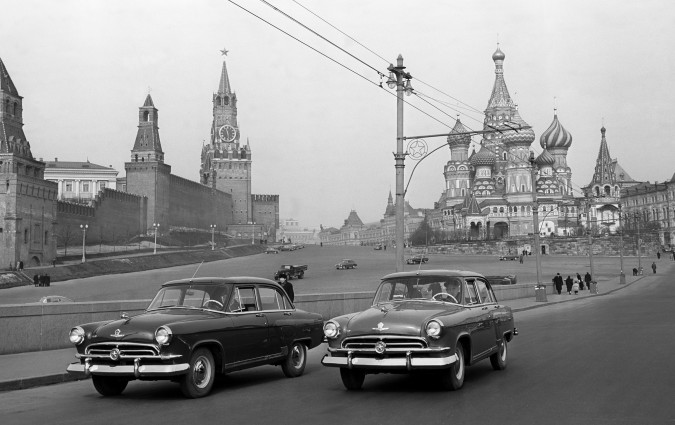 Το Volga ή Волга δεν είναι μάρκα, αλλά μια μπερλίνα της αυτοκινητοβιομηχανίας GAZ ή, στα ρωσικά, ГАЗ. Με πρώτο λανσάρισμα το 1955. Volga