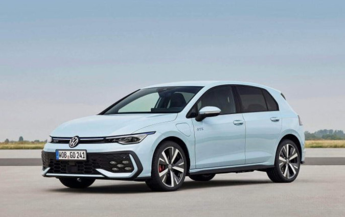 Τέλος το ID.3, ήταν ένα στοίχημα που δεν απέδωσε. Τo Golf είναι πολύ σκληρό για να πεθάνει, με 50 χρόνια καριέρας Volkswagen Golf