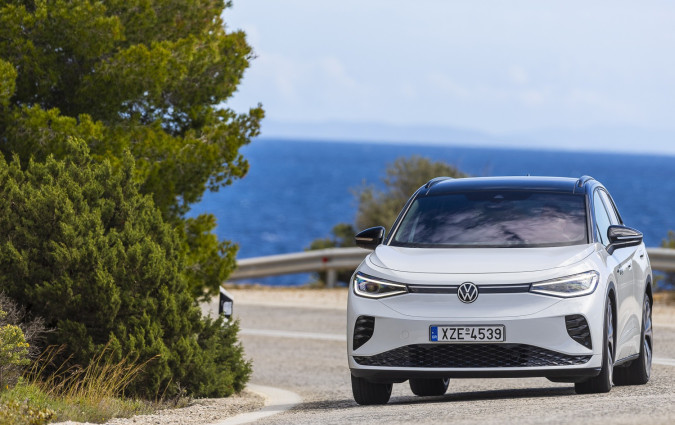 O τιμοκατάλογος της VW ανανεώθηκε, φέρνοντας εκπτώσεις στα ID.3, ID.4 και ID.5. Αντίθετα, την ανιούσα πήραν οι τιμές των θερμικών μοντέλων VW ID.4 GTX