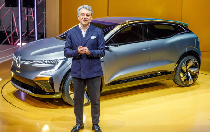 Ή ακολουθούμε το συνεργατικό μοντέλο της Airbus ή βουλιάζουμε, διατείνεται το αφεντικό της Renault. Airbus