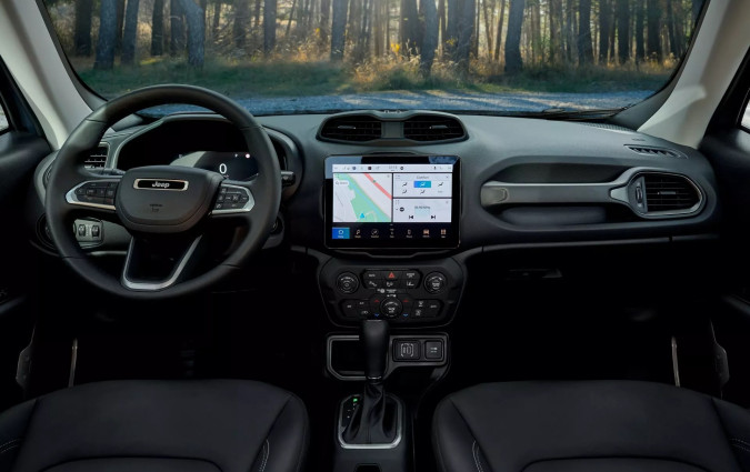 μορφο σουλούπι, οικονομικά σύνολα, εκτός δρόμου ικανότητες. Με infotainment από το πάνω ράφι, το Jeep Renegade ζει μια δεύτερη νεότητα. Jeep Renegade