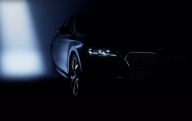 Η Škoda Octavia φρεσκάρεται για να παραμείνει ανταγωνιστική. Škoda Octavia