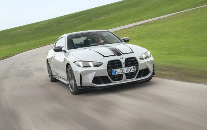 Η BMW M4 φρεσκάρεται ελαφρά, με τη σημαντικότερη είδηση να είναι 20 επιπλέον PS στις 4κίνητες M4 Competition. BMW M4