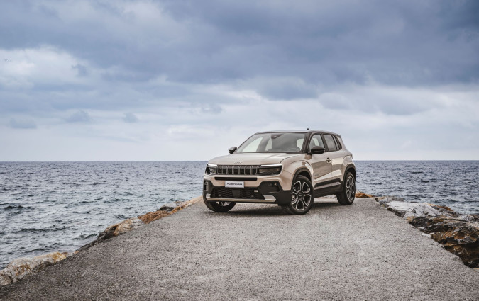 Το νέο Jeep Avenger e-Hybrid διαθέσιμο στην Ελλάδα από €26.490 Jeep Avenger e-Hybrid