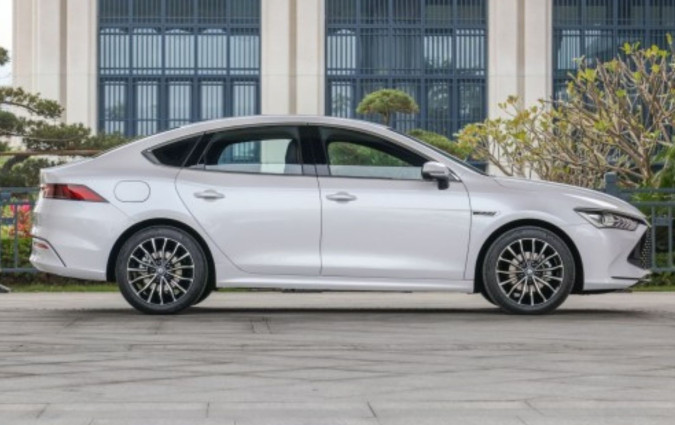 Ο επικεφαλής της Xpeng πιστεύει ότι επίκειται «λουτρό αίματος» στην αγορά των εξηλεκτρισμένων μοντέλων στην Κίνα PHEV