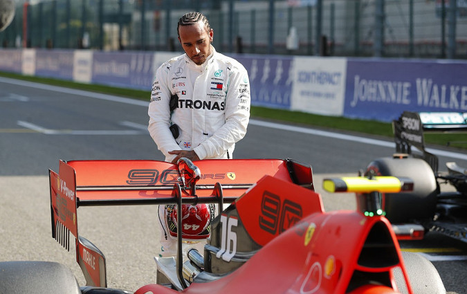 Ο Hamilton πάει στη Ferrari και όλα αλλάζουν στην Formula 1 Lewis Hamilton