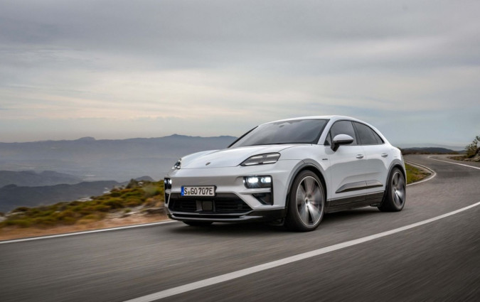 Porsche Macan EV