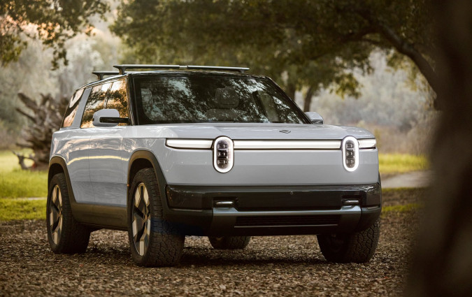 Rivian R2, άμεσος ανταγωνιστής του Tesla Model Y με πιο off-road προσανατολισμό. Rivian R2