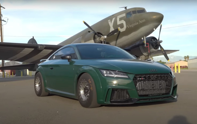 Με ισχύ αντίστοιχη της Bugatti Veyron, το βελτιωμένο Audi TT RS τολμά να τα βάλει με το Lucid Air Sapphire. Lucid Air Sapphire