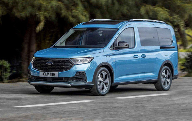 Οι παραγγελίες για το νέο Ford Tourneo Connect PHEV ανοίγουν το καλοκαίρι του 2024 με τις πρώτες παραδόσεις να αναμένονται το τελευταίο τρίμηνο του έτους Ford Tourneo Connect PHEV
