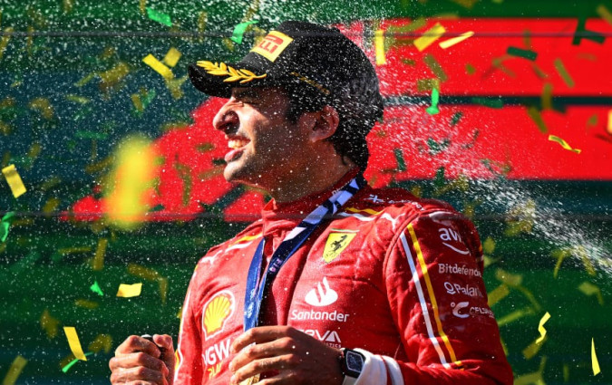 O τρίτος αγώνας του πρωταθλήματος της Formula 1 ήταν και ο πιο ανατρεπτικός, με τον Verstappen να εγκαταλείπει, και τους Sainz και Leclerc να παίζουν το 1-2 για την Ferrari Formula 1 Carlos Sainz