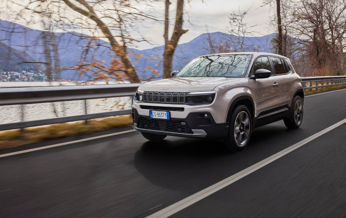 To Jeep Avenger στην έκδοση βενζίνης ξεκινά από τις €23.990 Jeep Avenger