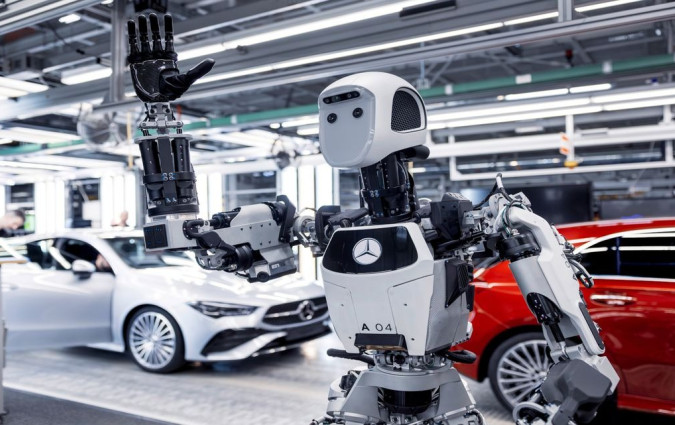 Mercedes-Benz Robot