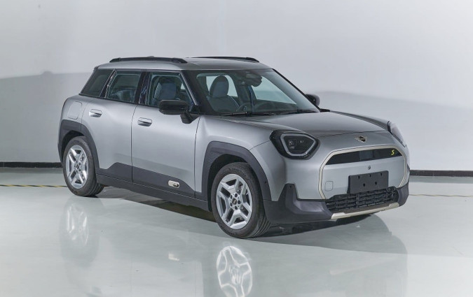 MINI Aceman