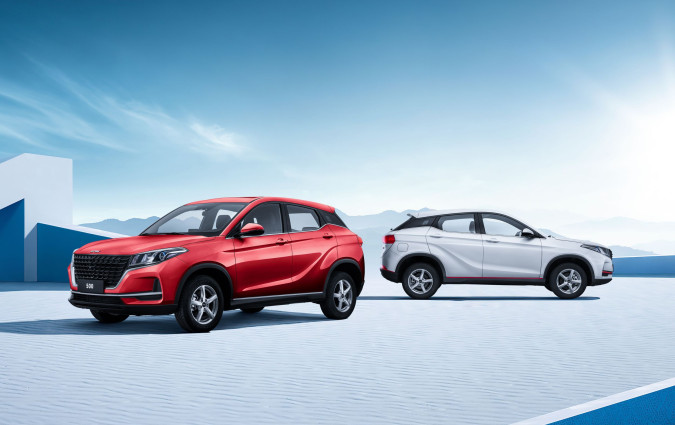 H DFSK έρχεται στην Ελλάδα με τρία επίκαιρα SUV, προκειμένου να διεκδικήσει τη θέση της στην πολυσυλλεκτική ελληνική αγορά DFSK