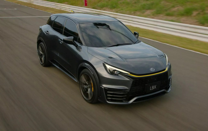 Lexus LBX