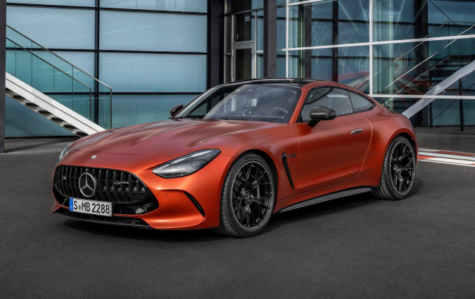 H νέα Mercedes-AMG GT63 S E Performance αποδίδει 816 ίππους, 1.420 Nm, με το κοντέρ να τερματίζει στα 320 km/h Mercedes- AMG GT63 S E Performance