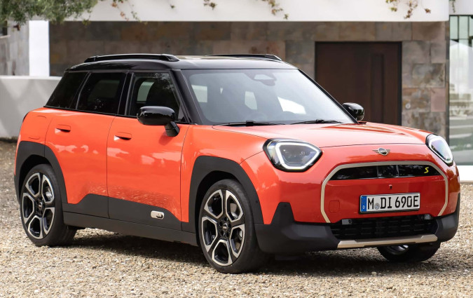Μοδάτο, με αστικό προσανατολισμό, αλλά και 400+ km αυτονομίας. Mini Aceman