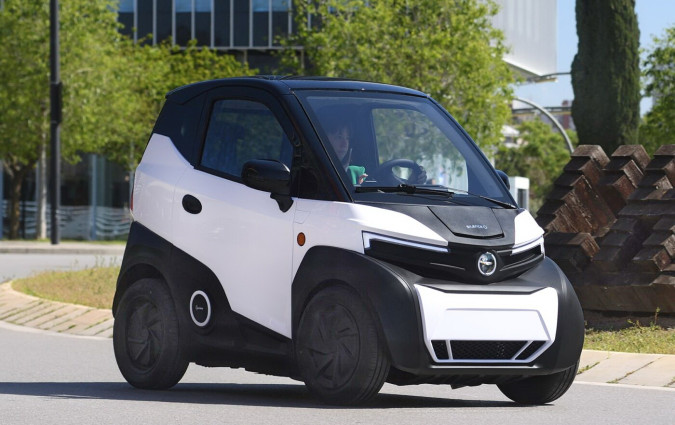 Η τιμή των Nissan S04 Nanocar δεν είναι ακόμη γνωστή, αλλά τα τετράκυκλα εμφανίζονται μεταξύ 14.870 και 16.660 ευρώ στον ιστότοπο της Silence. Nissan S04 Nanocar