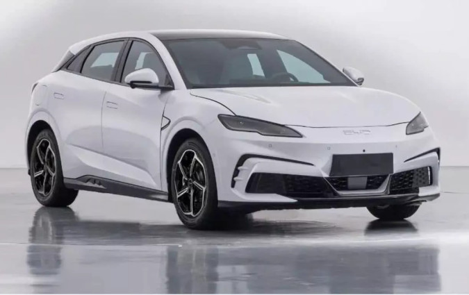 Το BYD Seal X θα είναι διαθέσιμο τόσο ως δικίνητο όσο και ως τετρακίνητο BYD Seal X