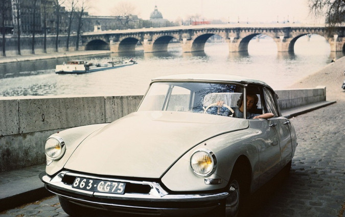 H θρυλική DS, η «Θεά» της αυτοκίνησης δεν είναι διόλου απίθανο να επιστρέψει ως ηλεκτρική μπερλίνα το 2026 Citroën DS