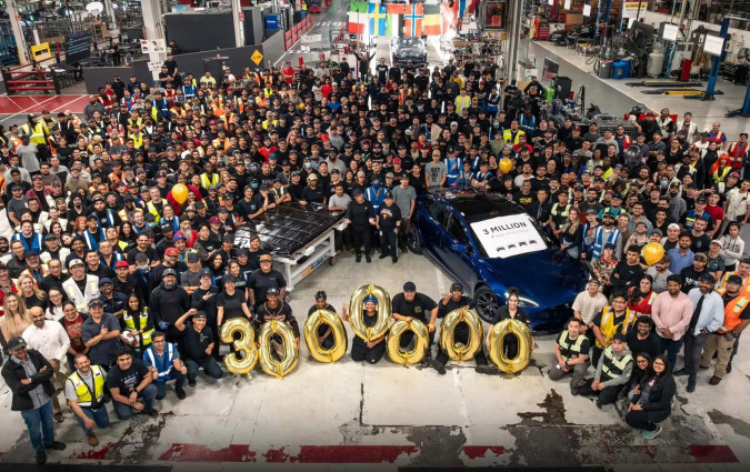 Το εργοστάσιο στο Fremont ευθύνεται για τα μισά σχεδόν από τα Tesla που κυκλοφορούν παγκοσμίως. Tesla