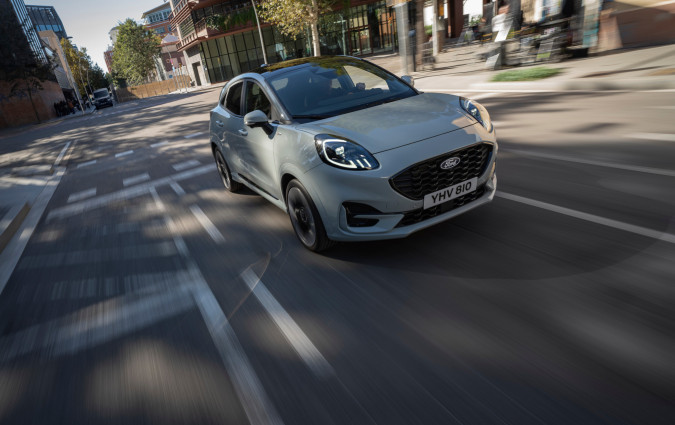 Κάτω από καπό του ανανεωμένου Ford Puma βρίσκεται ο πολυβραβευμένος 1.000άρης EcoBoost Hybrid, με 125, 155 και 170 ίππους Ford Puma Ford Puma
