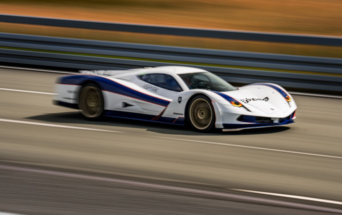 Τα ηλεκτρικά hypercars ανεβάζουν ολοένα την τελική τους ταχύτητα, αλλά απέχουν πολύ ακόμα από τους θερμικούς ανταγωνιστές τους. Aspark Owl