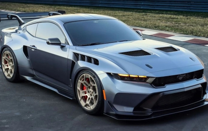 Η Ford Mustang GTD υπόσχεται ότι θα σπάσει το 7λεπτο στο Nürburgring, αλλά αρκεί αυτό για να δικαιολογήσει τέτοια τιμή αγοράς; Ford Mustang GTD