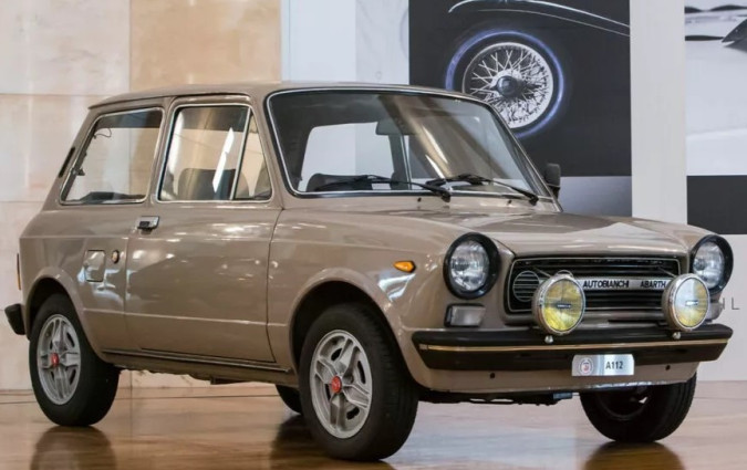 Σε μετωπική σύγκρουση οδηγούνται ιταλική κυβέρνηση και Stellantis. Autobianchi