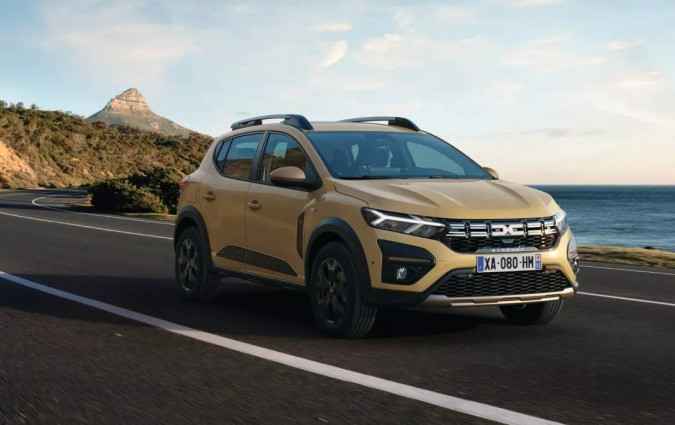 To Dacia Sandero ανανεώθηκε και με €15.900 είναι μια από τις πλέον ενδιαφέρουσες προτάσεις της ελληνικής αγοράς Dacia Sandero Stepway