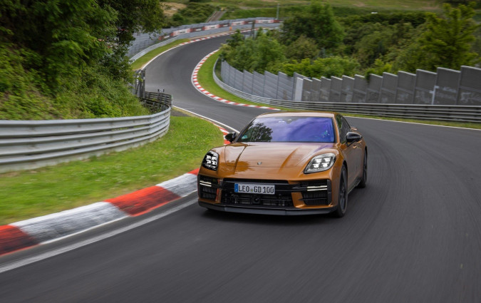 Porsche Panamera Nürburgring
