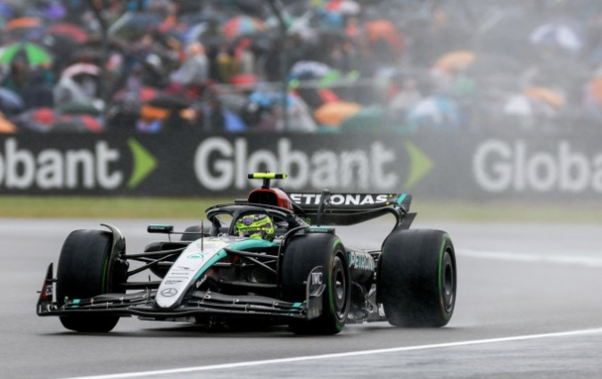 O Lewis Hamilton έγραψε ιστορία στο Silverstone καθώς έγινε ο πρώτος πιλότος που νικάει εννιά φορές σε μια πίστα, προσπερνώντας τον Michael Schumacher Silverstone Lewis Hamilton