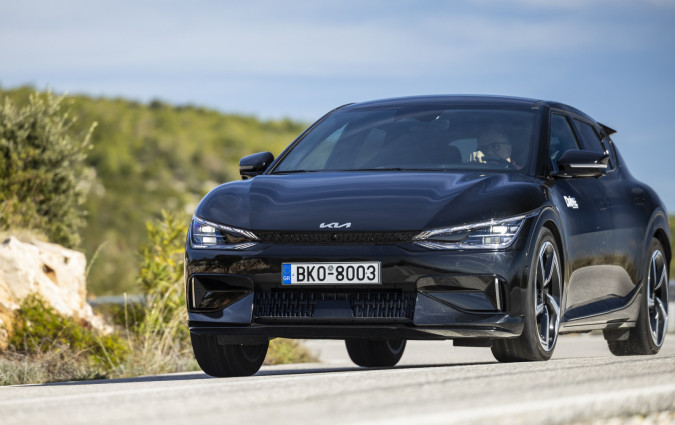 Λίγη από τη λάμψη του Ioniq 5 N θα ενσωματωθεί στο EV6 GT, κάποιες λειτουργίες όμως θα παραμείνουν αποκλειστικότητα του Hyundai. Kia EV6 GT