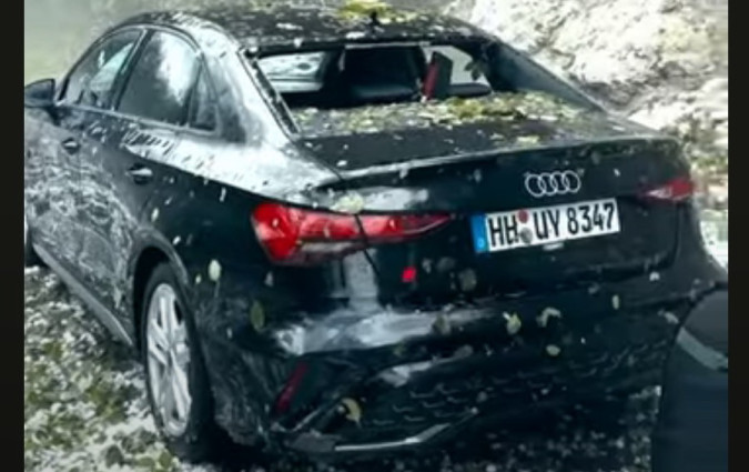 Οι χαλαζόπετρες που γάζωσαν το Audi A3 Sedan S-Line είχαν μέγεθος ίδιο με μπαλάκι του γκολφ Audi A3 Sedan S-Line