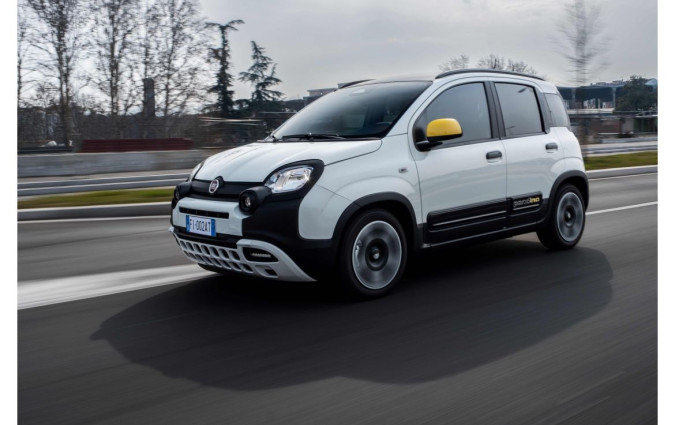 Tο βιβλίο παραγγελιών για το αναβαθμισμένο FIAT Panda έχει ανοίξει, με την αρχική του τιμή να ορίζεται στις €16.700 FIAT Panda